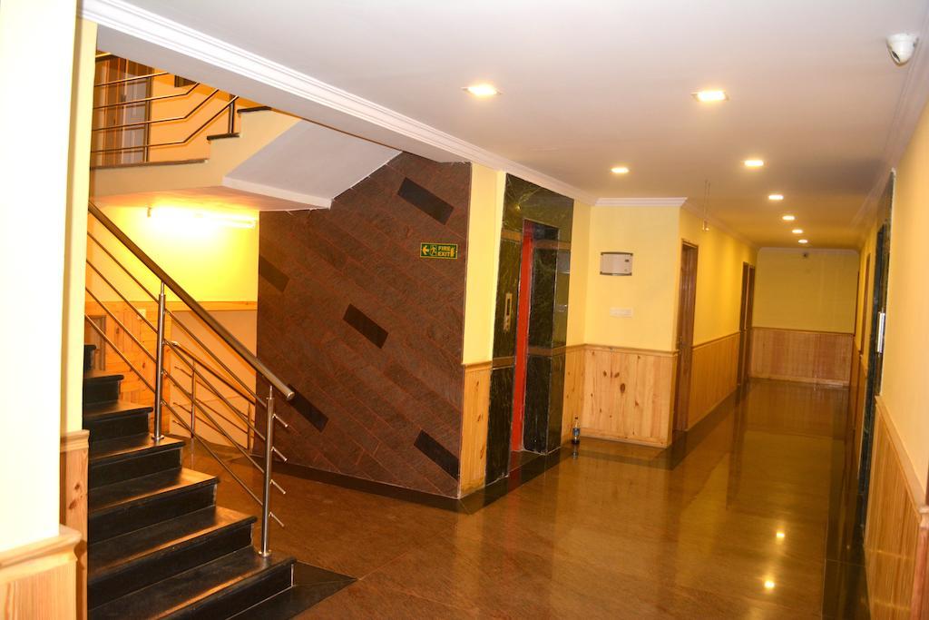 Hotel Royal Opera Bangalore Dış mekan fotoğraf