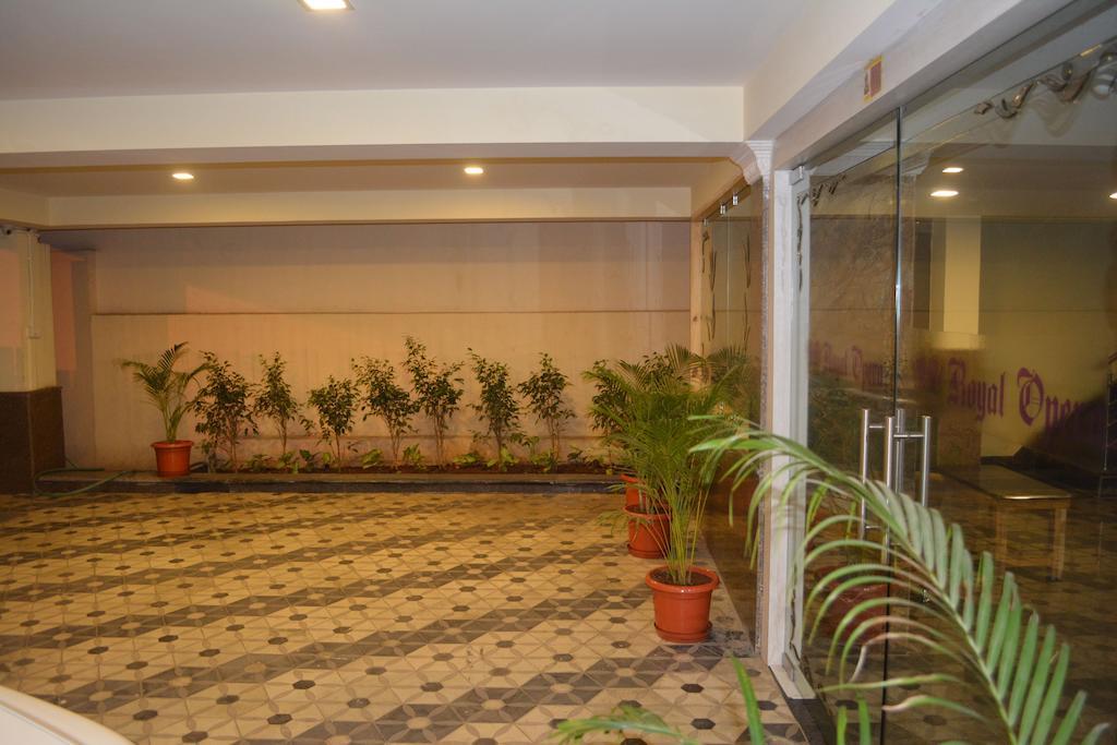 Hotel Royal Opera Bangalore Dış mekan fotoğraf