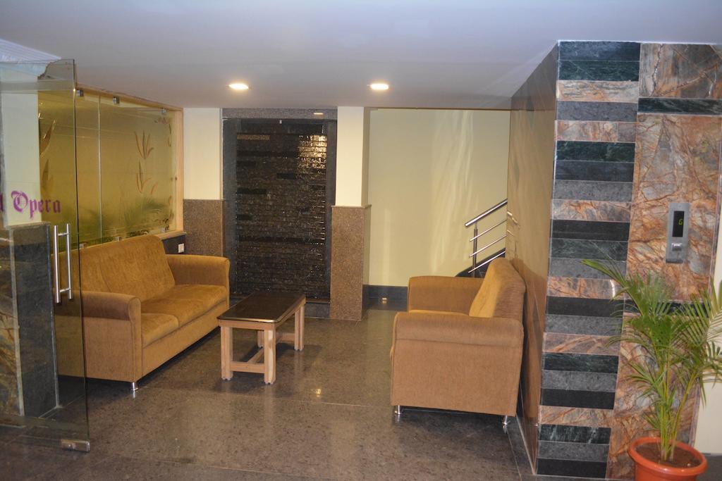 Hotel Royal Opera Bangalore Dış mekan fotoğraf